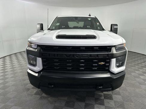 Used 2022 Chevrolet Silverado 2500 W/T w/ WT Convenience Package image 3