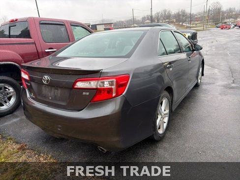 Used 2013 Toyota Camry SE image 10