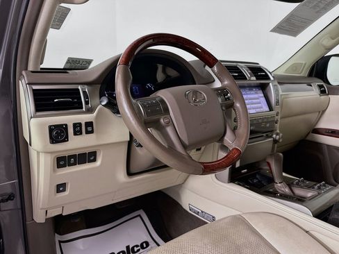 Used 2013 Lexus GX 460 Premium image 10