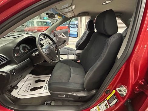 Used 2011 Toyota Camry SE w/ Fleet Convenience Pkg FWD image 51