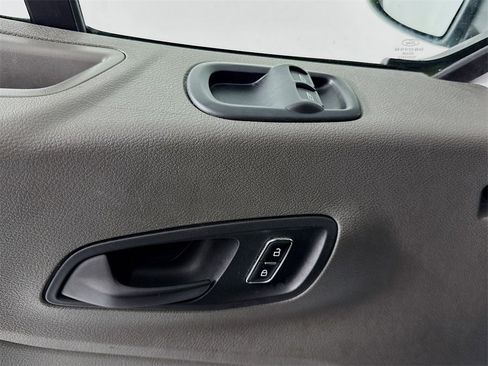 Used 2023 Ford Transit 350 XLT image 16