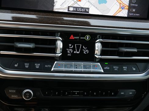 Used 2023 BMW X4 xDrive30i w/ Convenience Package image 22