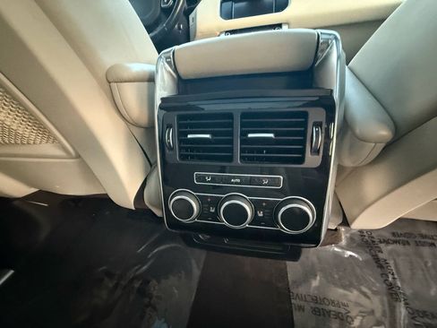 Used 2014 Land Rover Range Rover Sport Supercharged AWD/4WD image 43