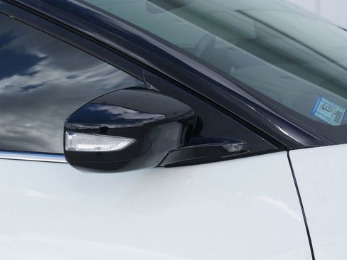 Used 2016 Nissan Maxima 3.5 SL image 17