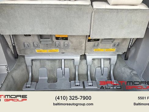 Used 2014 Toyota Sienna XLE w/ Entertainment Package AWD/4WD image 34