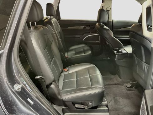 Used 2021 Kia Telluride EX w/ EX Premium Package AWD/4WD image 29