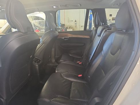 Used 2022 Volvo XC90 T8 Inscription Expression image 5