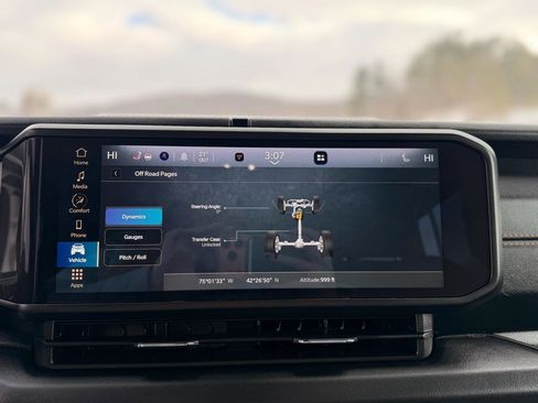 Used 2024 Jeep Wrangler Unlimited Sahara w/ Dual Top Group image 21