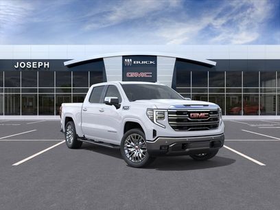 New 2026 GMC Sierra 1500 SLT w/ SLT Premium Package