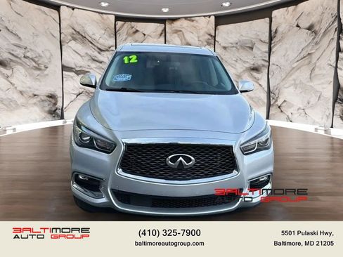 Used 2018 INFINITI QX60 Luxe AWD/4WD image 2