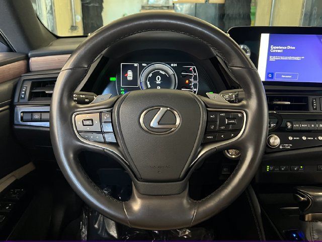 Used 2024 Lexus ES 300h w/ Premium Package FWD image 35