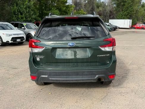 Used 2024 Subaru Forester Premium AWD/4WD image 4