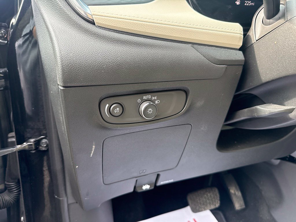 Used 2024 Buick Encore GX Avenir AWD/4WD image 15