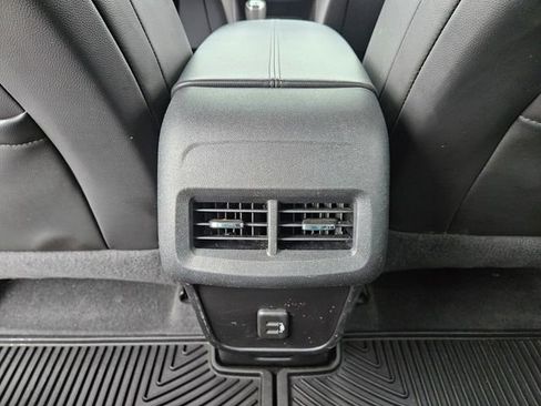 Used 2019 Chevrolet Equinox Premier image 10