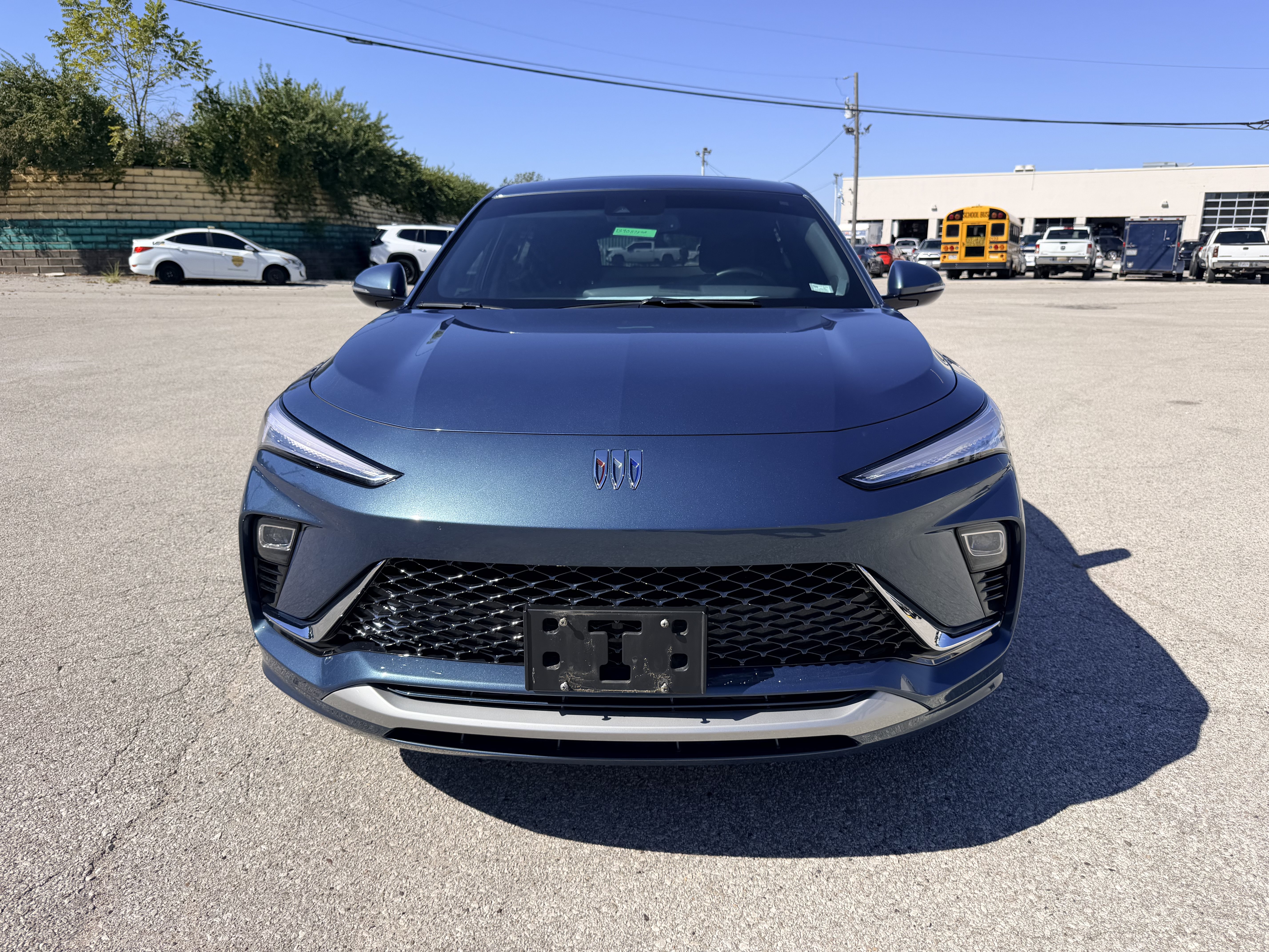 Used 2024 Buick Envista Avenir FWD image 2