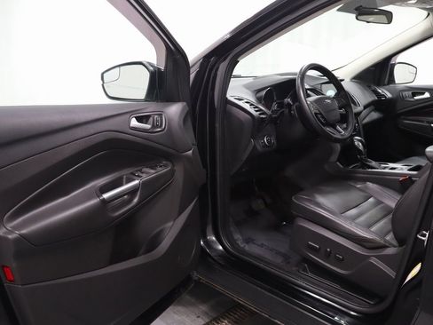 Used 2018 Ford Escape SEL image 10