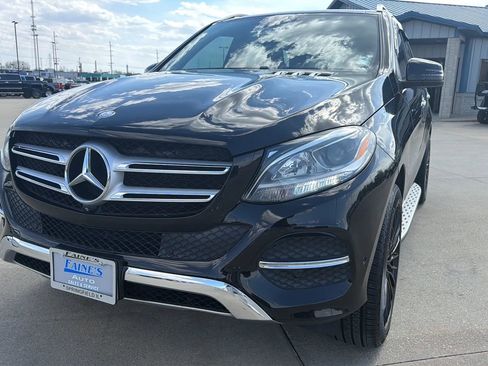 Used 2017 Mercedes-Benz GLE 350 4MATIC image 3