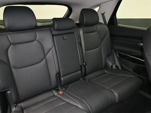 Used 2022 Genesis GV70 2.5T image 16