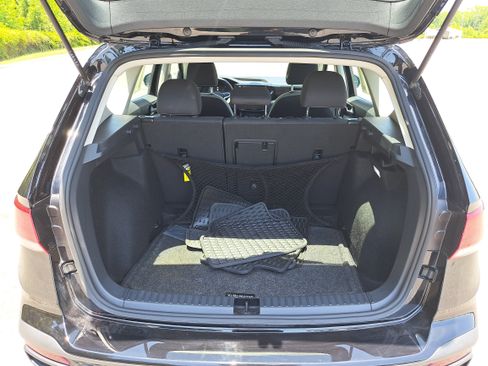Certified 2024 Volkswagen Taos S w/ MDO Package FWD image 12