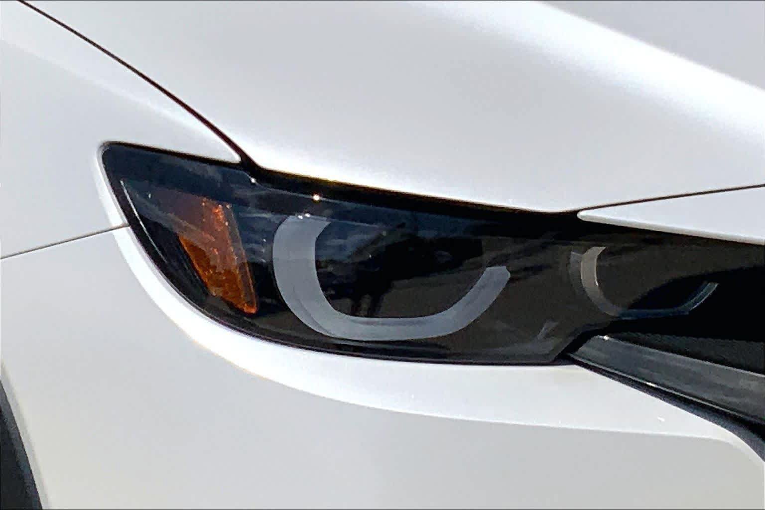 Certified 2026 MAZDA CX-50 2.5 Hybrid w/ Premium Plus Pkg AWD/4WD image 32