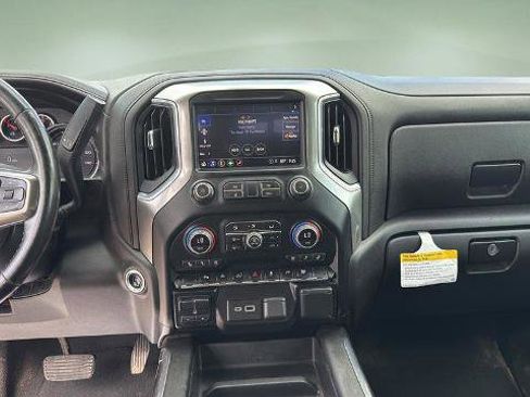 Used 2021 Chevrolet Silverado 1500 LTZ AWD/4WD image 11