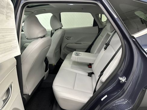 Used 2024 Hyundai Kona Limited FWD image 22