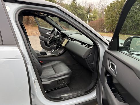 Used 2025 Land Rover Range Rover Velar Dynamic SE image 27