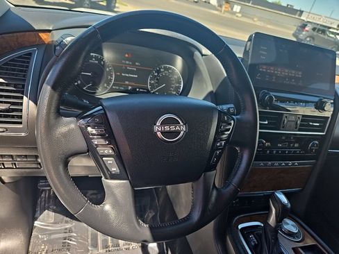 Used 2024 Nissan Armada SL w/ Captain's Chairs Package AWD/4WD image 14