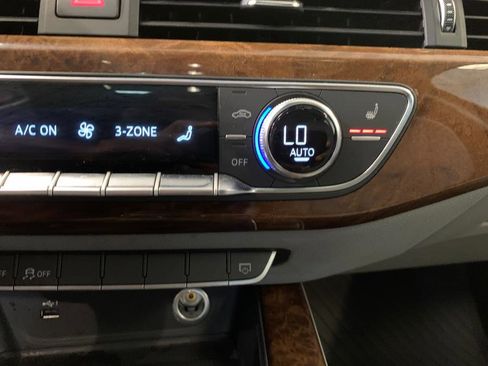 Used 2019 Audi A4 2.0T Premium w/ Convenience Package image 35