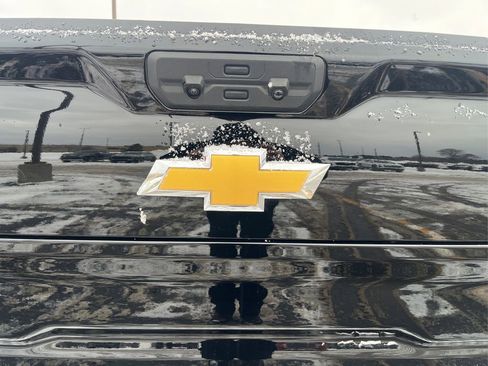 Used 2025 Chevrolet Silverado 1500 High Country image 26