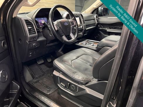 Used 2019 Ford Expedition Platinum image 3