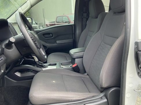 Used 2022 Nissan Frontier S w/ Technology Package AWD/4WD image 11