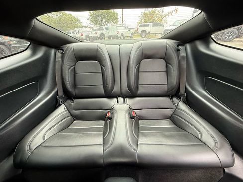 Used 2017 Ford Mustang GT RWD image 23