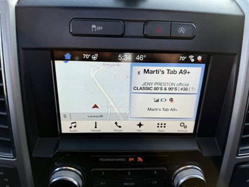 Used 2018 Ford F150 Lariat w/ Equipment Group 502A Luxury image 12