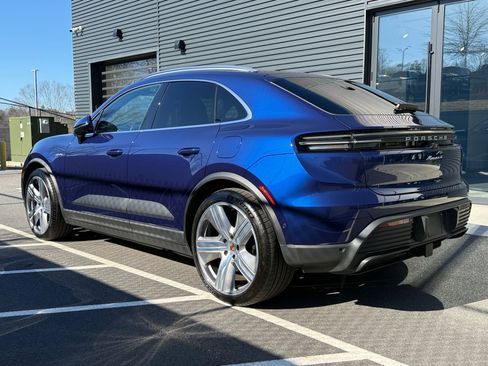 Certified 2024 Porsche Macan 4 Electric image 3