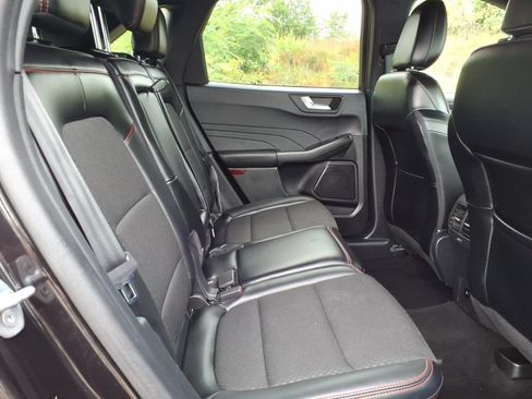 Used 2025 Ford Escape ST-Line AWD/4WD image 11