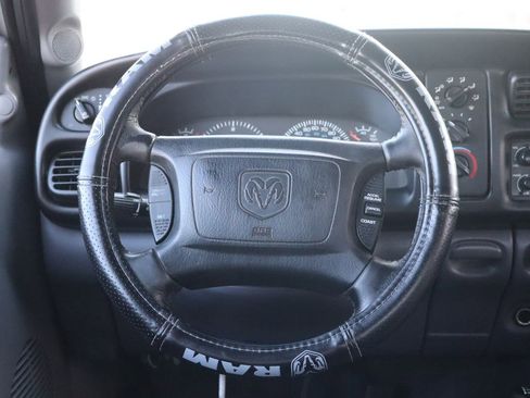 Used 2001 Dodge Ram 2500 Truck ST image 19