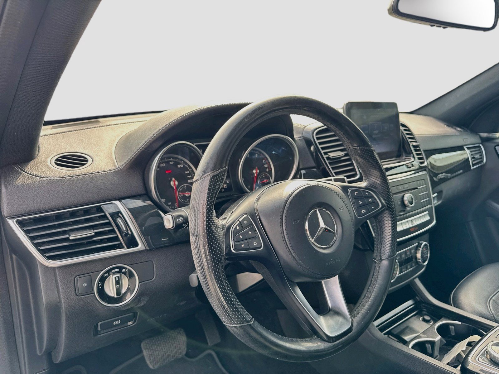 Used 2019 Mercedes-Benz GLS 450 4MATIC image 7