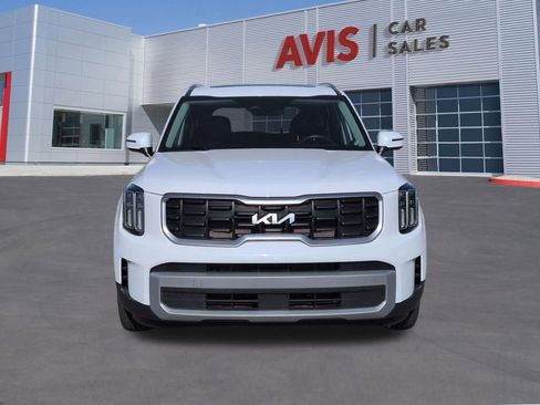 Used 2025 Kia Telluride S FWD image 2