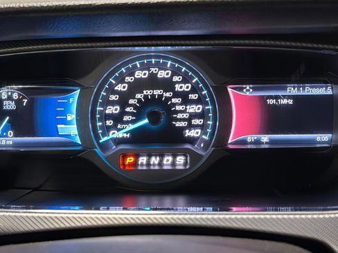 Used 2016 Ford Taurus SHO w/ Equipment Group 401A AWD/4WD image 17