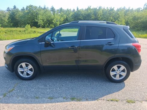 Used 2017 Chevrolet Trax LT AWD/4WD image 8