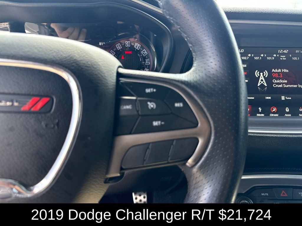Used 2019 Dodge Challenger R/T w/ Blacktop Package RWD image 21