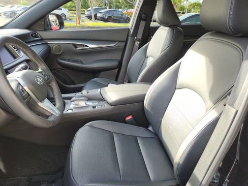 Used 2025 INFINITI QX55 Luxe w/ Cargo Package image 17