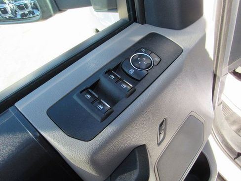 Used 2022 Ford F350 XL w/ Power Equipment Group image 11