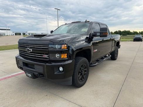 Used 2017 Chevrolet Silverado 2500 LTZ w/ Duramax Plus Package AWD/4WD image 8