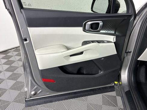 New 2026 Kia Sorento EX image 18
