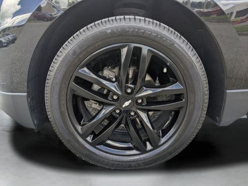 Used 2021 Chevrolet Equinox LT FWD image 38