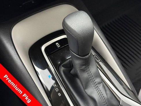 Used 2025 Toyota Corolla LE w/ LE Premium Package image 26