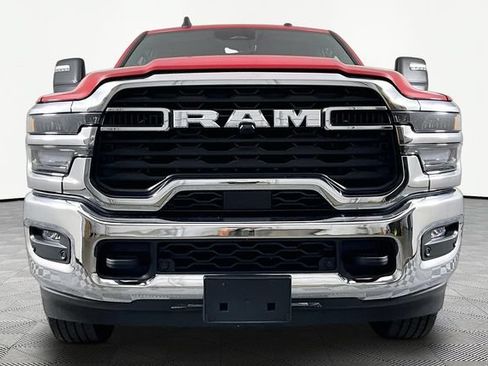 Used 2026 RAM 2500 Big Horn AWD/4WD image 2