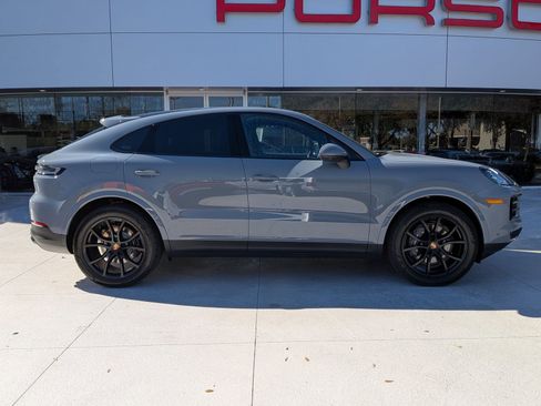 New 2026 Porsche Cayenne Coupe image 8